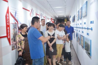 爱在亚游会——公司组织“敬职爱家”之优秀职工家属进企业参观体验活动