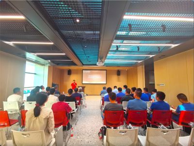 亚游会医药组织召开经业元半年度工作述职会议
