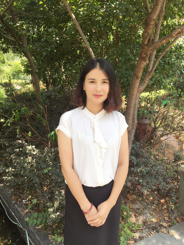 2022年度亚游会医药金豹奋斗者——钱亚香